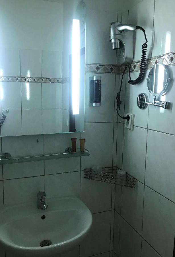 Hotel Bila Ruze Страконице Екстериор снимка