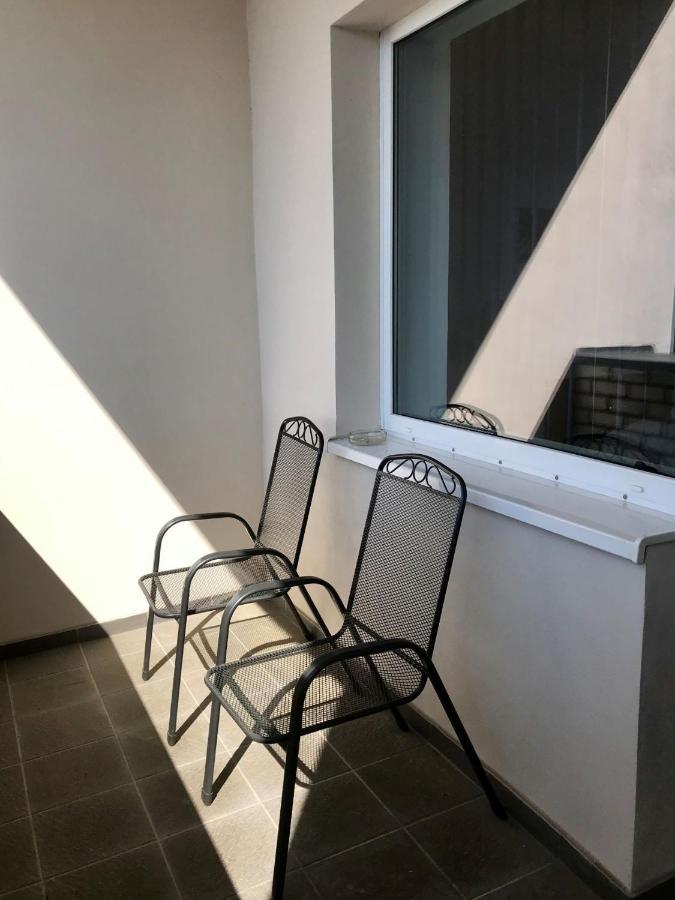 Hotel Bila Ruze Страконице Екстериор снимка