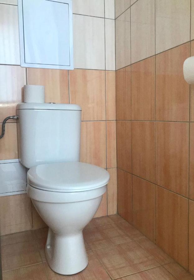 Hotel Bila Ruze Страконице Екстериор снимка